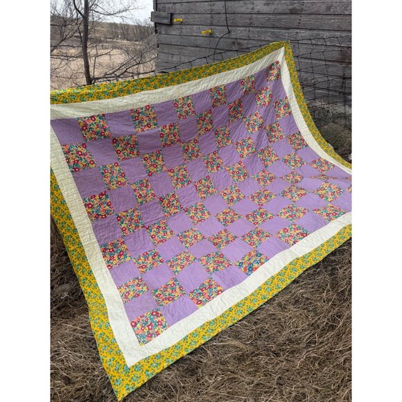 Vintage 60's Quilt Patchwork Purple Yellow Floral 92x78" - Picture 16 of 16